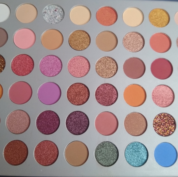 48 Color Eyeshadow Palette - Picture 5 of 6